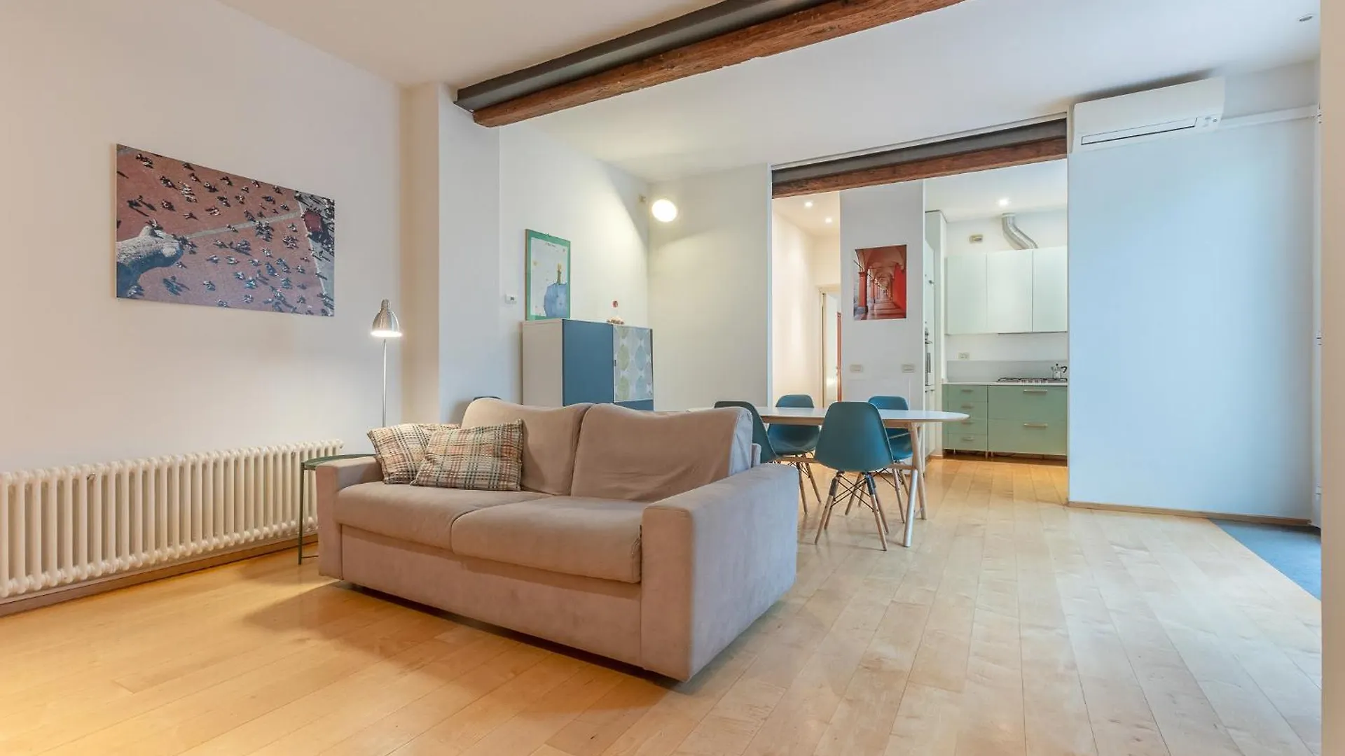 Teatro Duse Duplex Flat Lägenhet Bologna