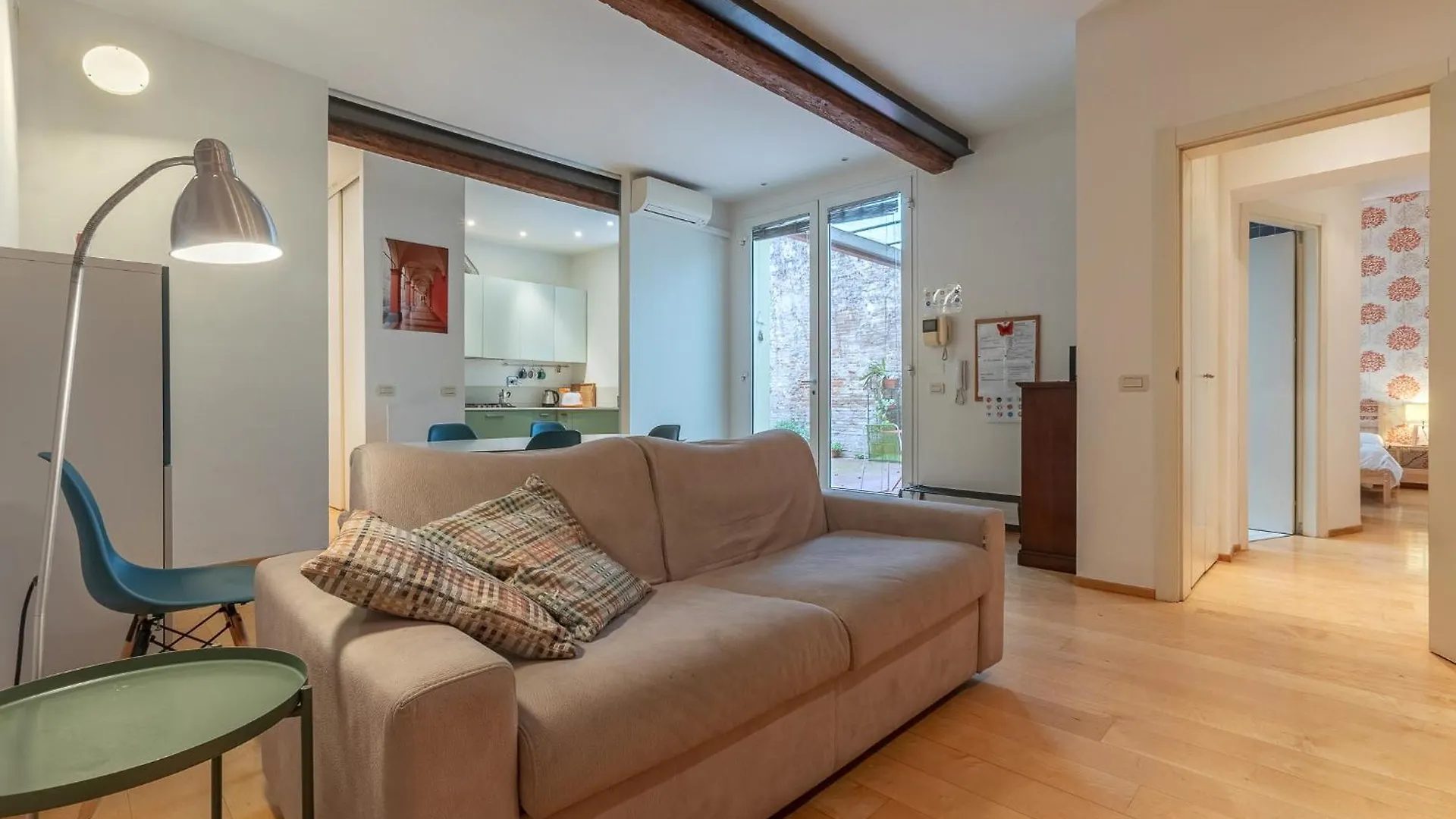 Teatro Duse Duplex Flat Lägenhet Bologna