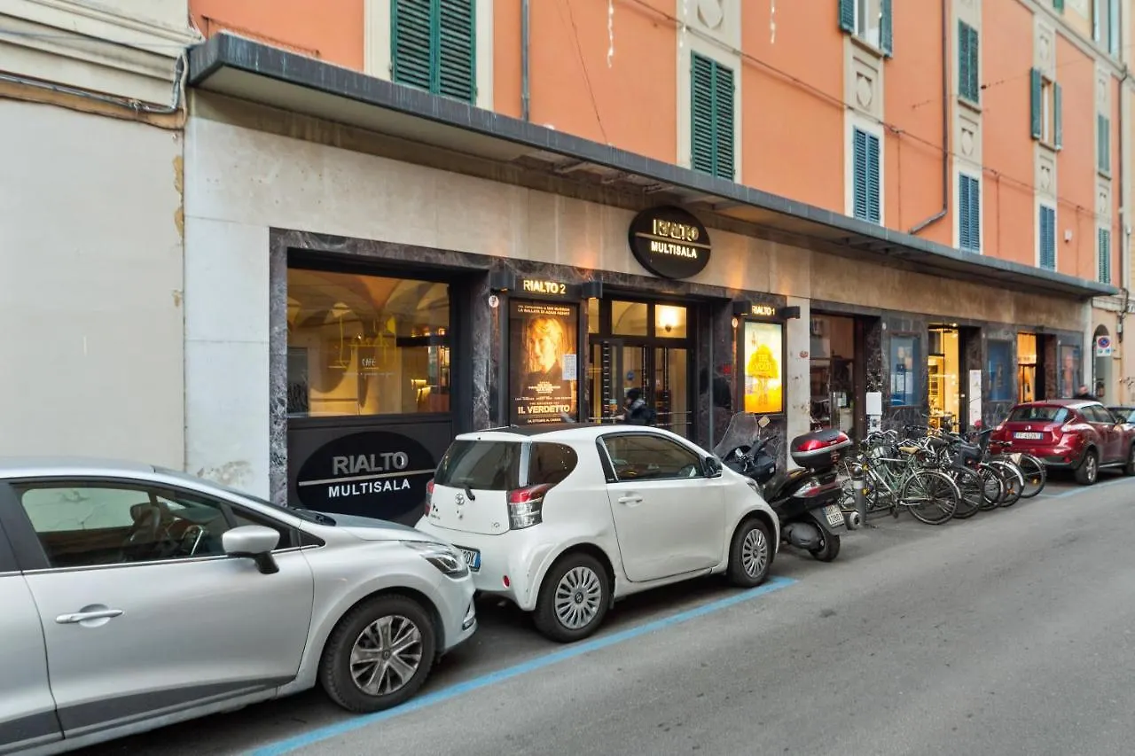 Teatro Duse Duplex Flat Lägenhet Bologna